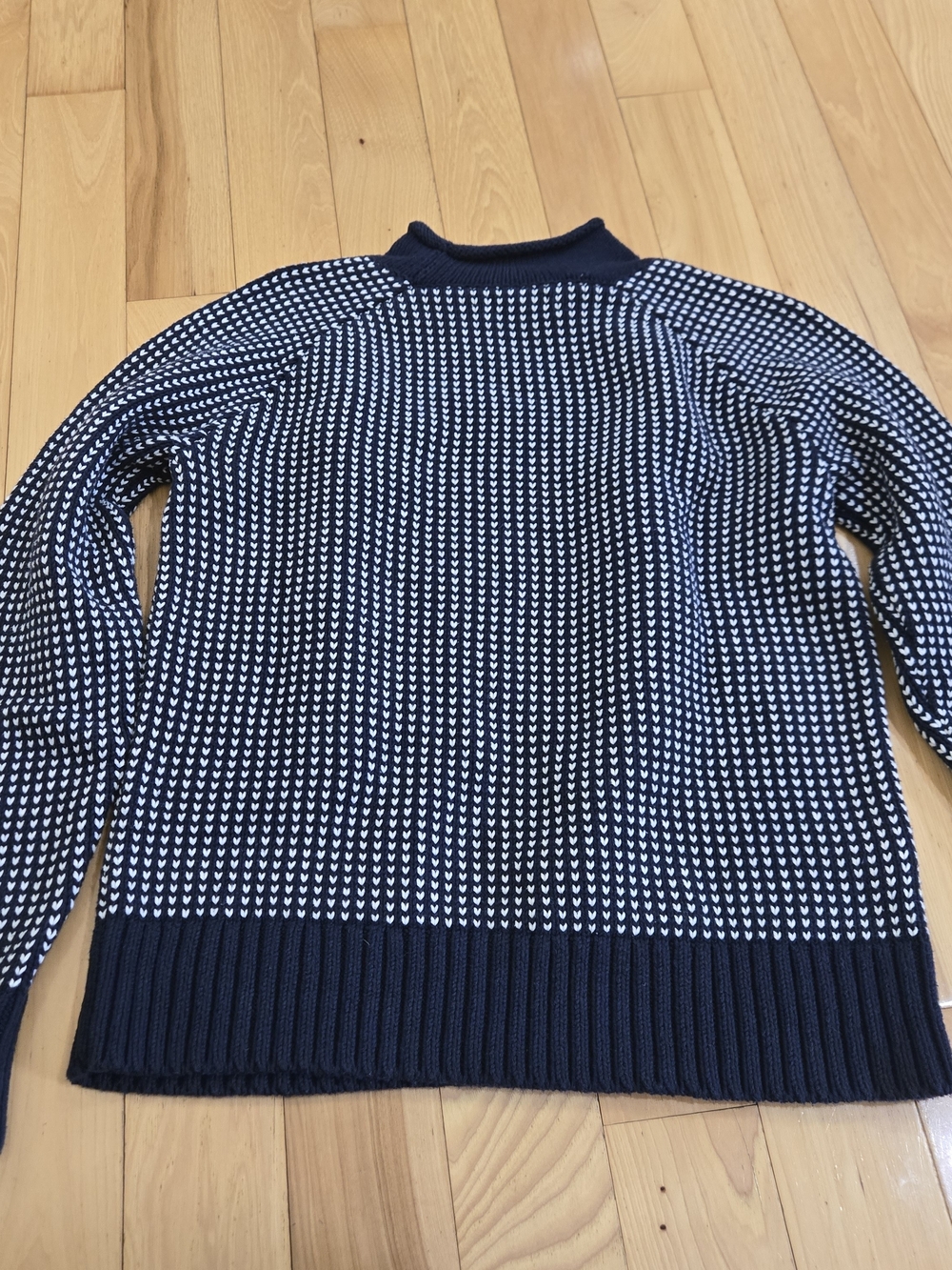 L.L. Bean Signature Rollneck Navy and White Textured Crewneck Sweater - Picture 7 of 7